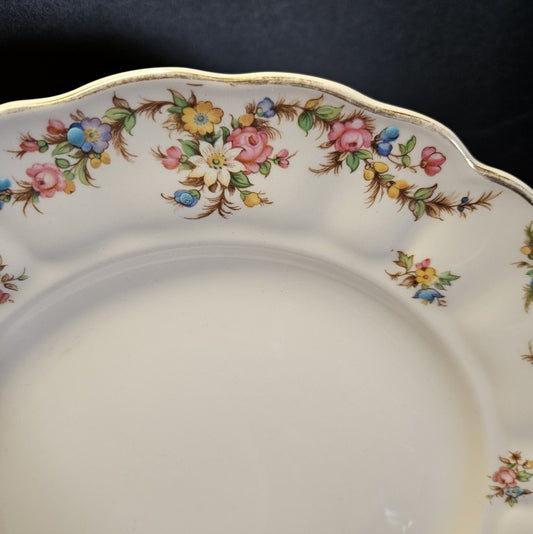 ASSIETTE PLATE MARLBOROUGH  ROYAL PETAL GRINDLEY ENGLAND Ref 00138