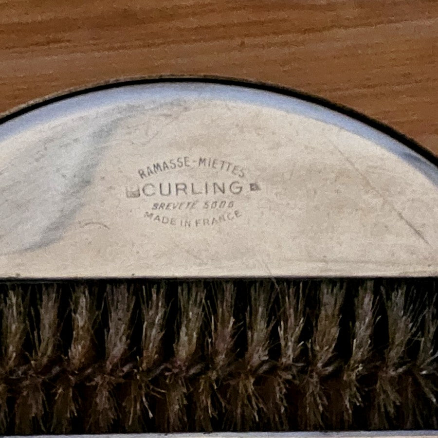 RAMASSE MIETTES CURLING MADE IN FRANCE EN MÉTAL ARGENTÉ Ref : 00167