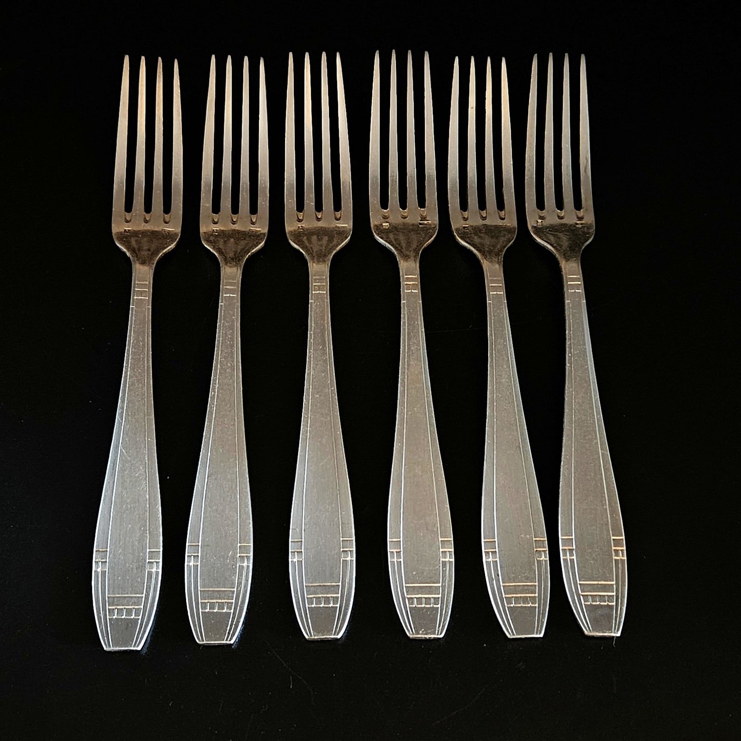 6 FOURCHETTES APOLLO ART DÉCO  EN MÉTAL ARGENTÉ Ref : 00194
