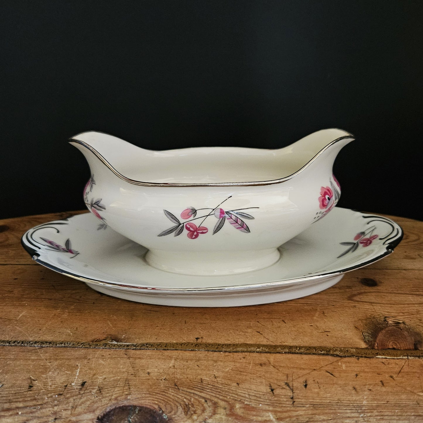 SAUCIÈRE ART DÉCO - PORCELAINE DE LIMOGES Ref : 00206