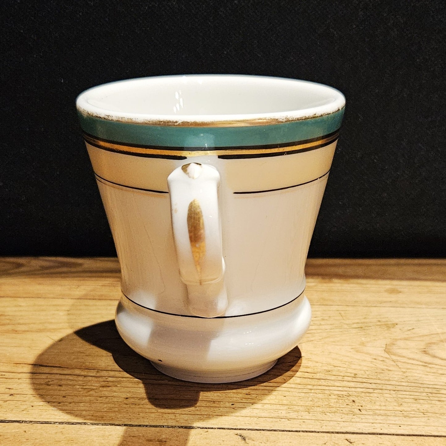 TASSE À BRÛLOT (À CAFÉ) EN FAÏENCE XIXe DÉCOR VERT ET OR Ref 00222