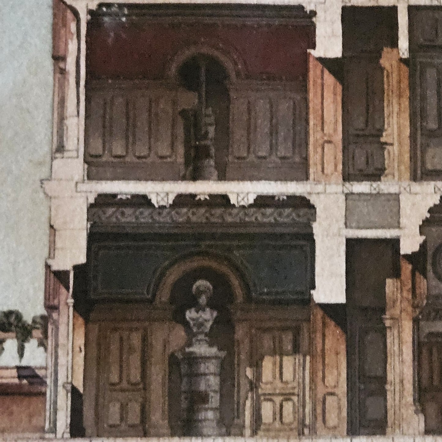 Détail de l'aquarelle de Paul Friesé, montrant le portail monumental à arc en plein cintre avec buste sur piédestal en niche centrale, frise d'entrelacs sculptés et deux oculi à croix, surmonté d'une loggia à colonnes avec boiseries sombres à panneaux moulurés et balustrade à balustres.