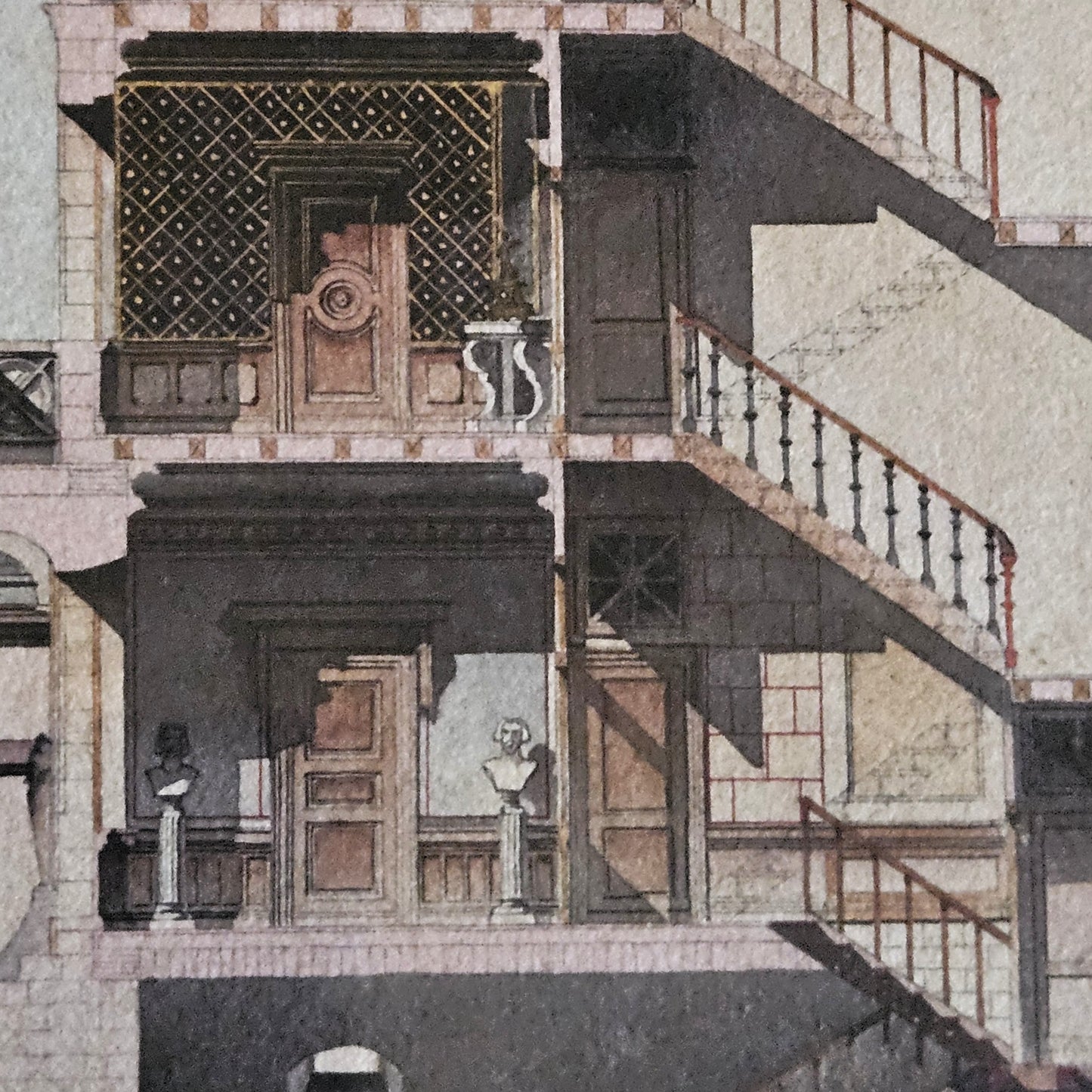 Détail de l'aquarelle attribuée à Paul Friesé, montrant l'escalier monumental à balustrade en fer forgé à volutes de l'hôtel particulier, avec la galerie à treillis doré et deux bustes sur piédestaux au rez-de-chaussée, rendu à l'aquarelle et à l'encre polychrome.