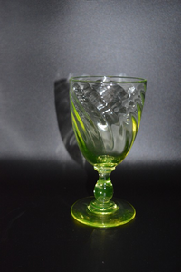 VERRE EN OURALINE DE GRANDE CONTENANCE